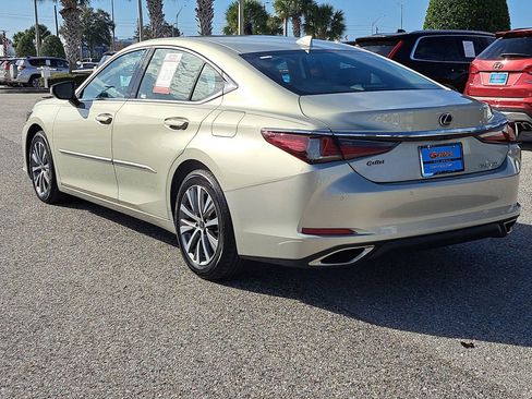 Used 2021 Lexus ES 350 w/ Premium Package image 4