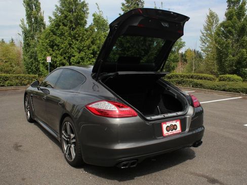 Used 2013 Porsche Panamera GTS image 45