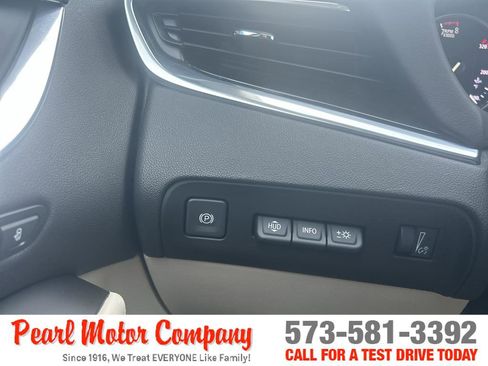 Certified 2023 Buick Enclave Avenir w/ Avenir Technology Package AWD/4WD image 14