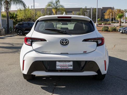 Used 2025 Toyota Corolla SE FWD image 5