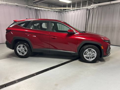 New 2026 Hyundai Tucson SE FWD image 9