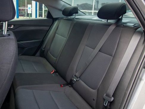 Used 2022 Hyundai Accent SE image 10