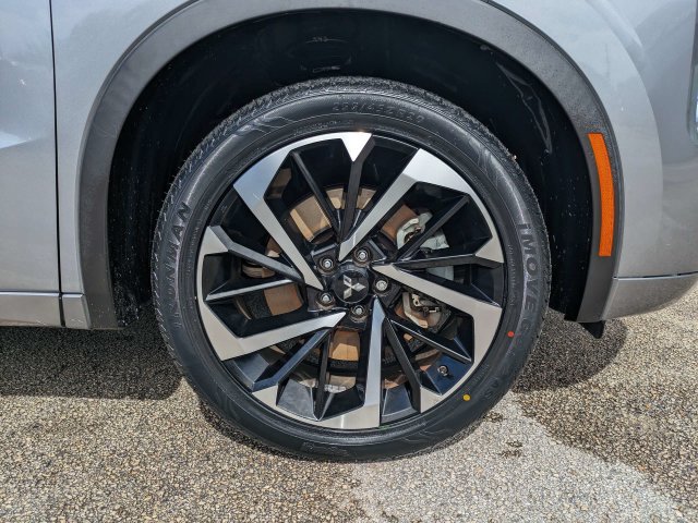 Used 2024 Mitsubishi Outlander SEL FWD image 11
