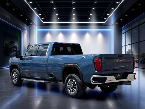 Used 2024 GMC Sierra 3500 SLT w/ SLT Premium Package AWD/4WD image 6