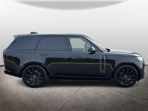 Used 2024 Land Rover Range Rover Autobiography AWD/4WD image 4