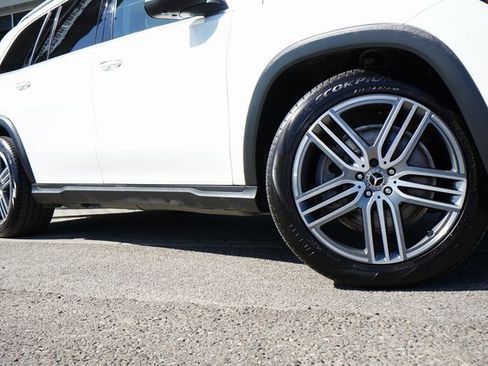 Used 2022 Mercedes-Benz GLS 450 4MATIC image 12