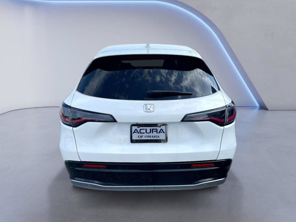 Used 2023 Honda HR-V EX-L image 3