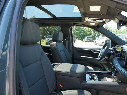 New 2026 Chevrolet Tahoe Z71 w/ Comfort Package AWD/4WD image 9