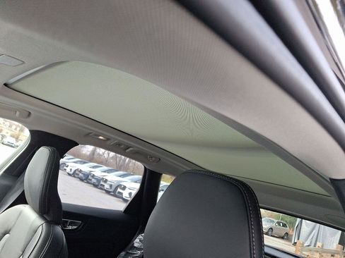 New 2026 Volvo XC60 B5 Ultra w/ Protection Package Premier image 10