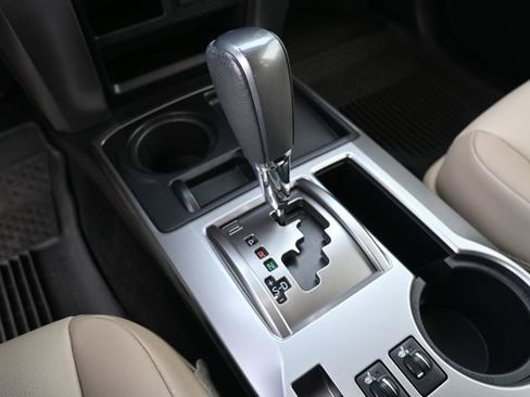 Used 2024 Toyota 4Runner SR5 Premium image 23