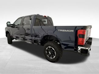 New 2025 Ford F250 Lariat w/ Lariat Ultimate Package video 2