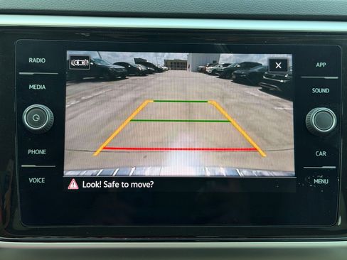 Certified 2023 Volkswagen Atlas SE FWD image 17