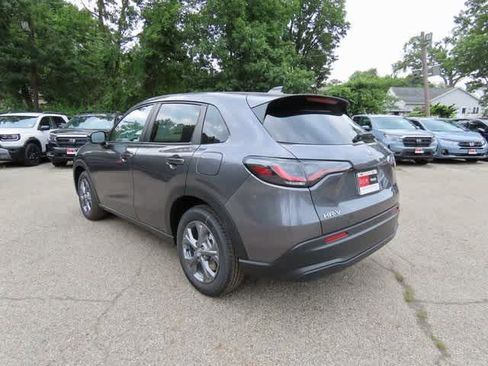 New 2026 Honda HR-V LX image 4