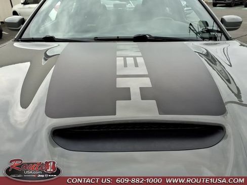 Used 2017 Dodge Charger R/T RWD image 10