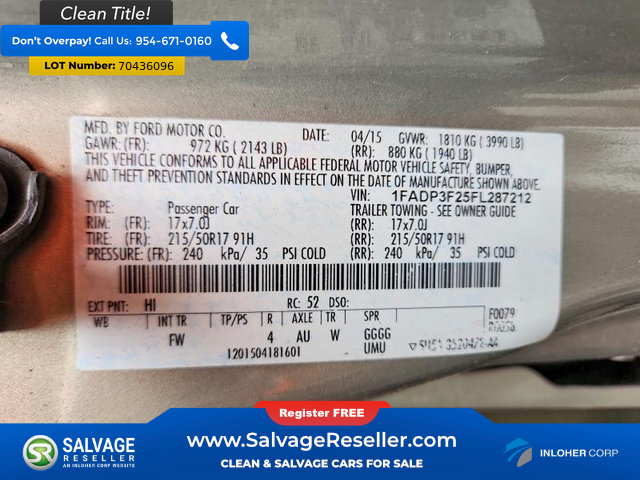 Used 2015 Ford Focus SE w/ Equipment Group 201A FWD image 16