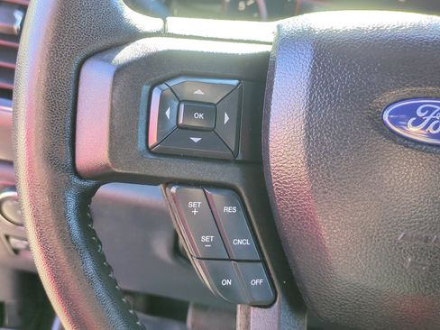 Used 2017 Ford F150 XLT w/ Equipment Group 302A Luxury image 16