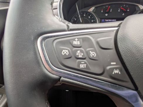 Used 2024 Chevrolet Equinox LT FWD image 15