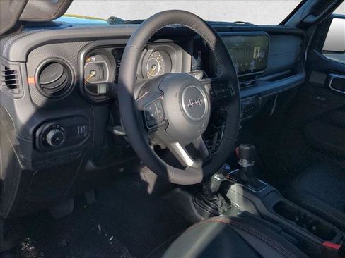 New 2026 Jeep Wrangler Unlimited Rubicon image 10