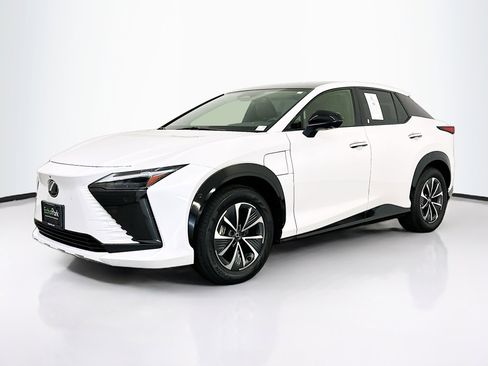 Used 2023 Lexus RZ 450e Premium w/ Technology Package AWD/4WD image 3