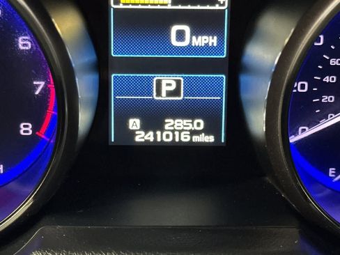 Used 2016 Subaru Outback 2.5i Premium AWD/4WD image 24