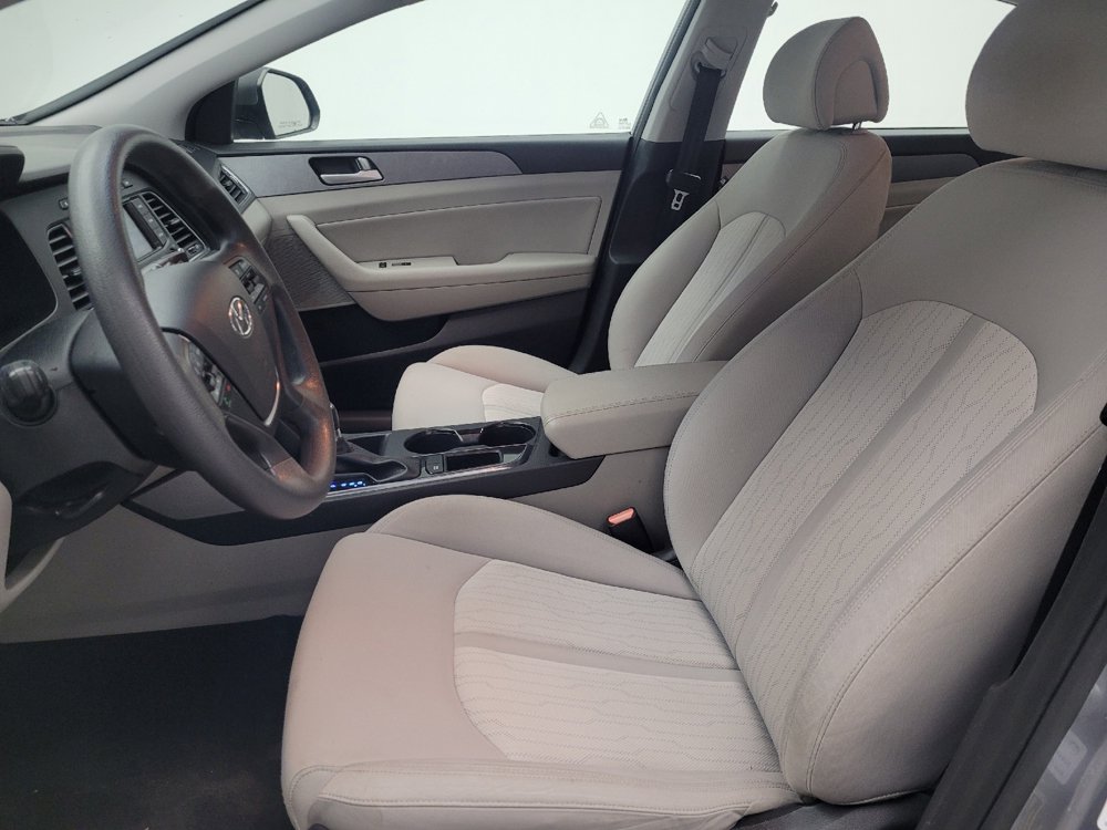 Used 2016 Hyundai Sonata SE FWD image 17