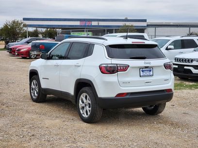 New 2026 Jeep Compass Latitude