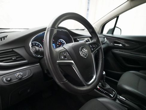 Used 2022 Buick Encore Preferred w/ Safety Package image 8