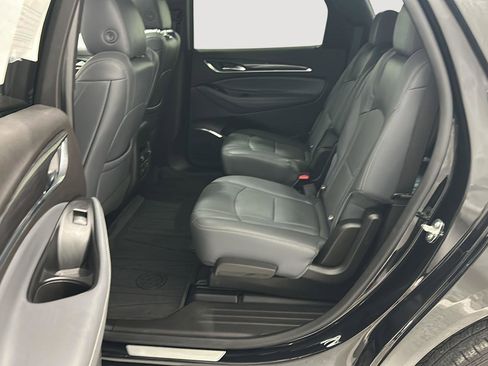 Used 2023 Buick Enclave Essence w/ Experience Buick Package image 20