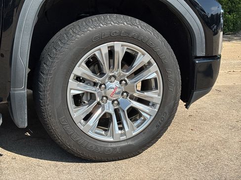 Used 2021 GMC Sierra 1500 Denali w/ Technology Package AWD/4WD image 10