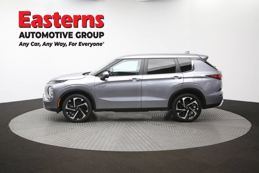 Used 2023 Mitsubishi Outlander SE AWD/4WD image 62