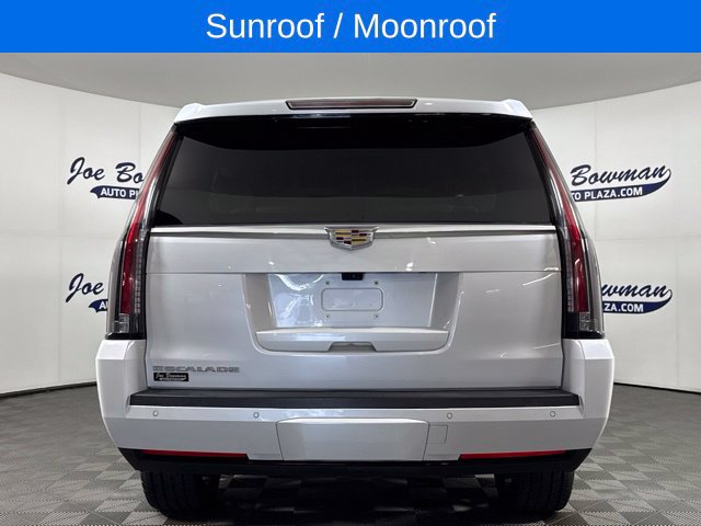 Used 2020 Cadillac Escalade ESV Premium Luxury AWD/4WD image 8
