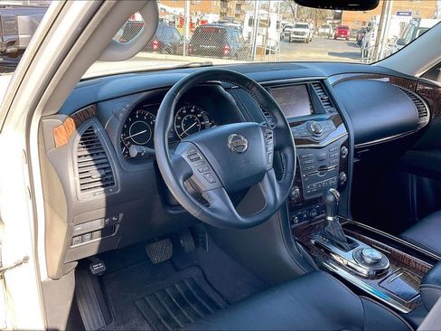 Used 2017 Nissan Armada Platinum AWD/4WD image 12