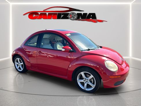 Used 2010 Volkswagen Beetle Coupe FWD image 2