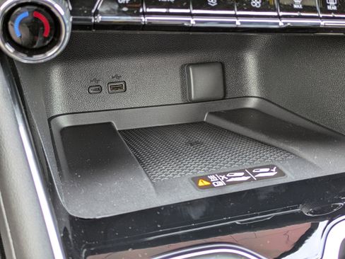 New 2026 Chevrolet Traverse LT w/ Sun and Wheel Package image 25