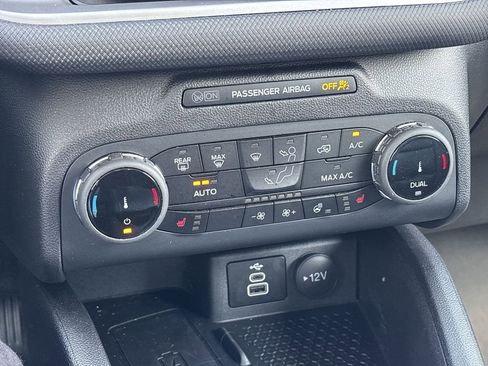 Used 2024 Ford Bronco Sport Outer Banks w/ Tech Package image 17