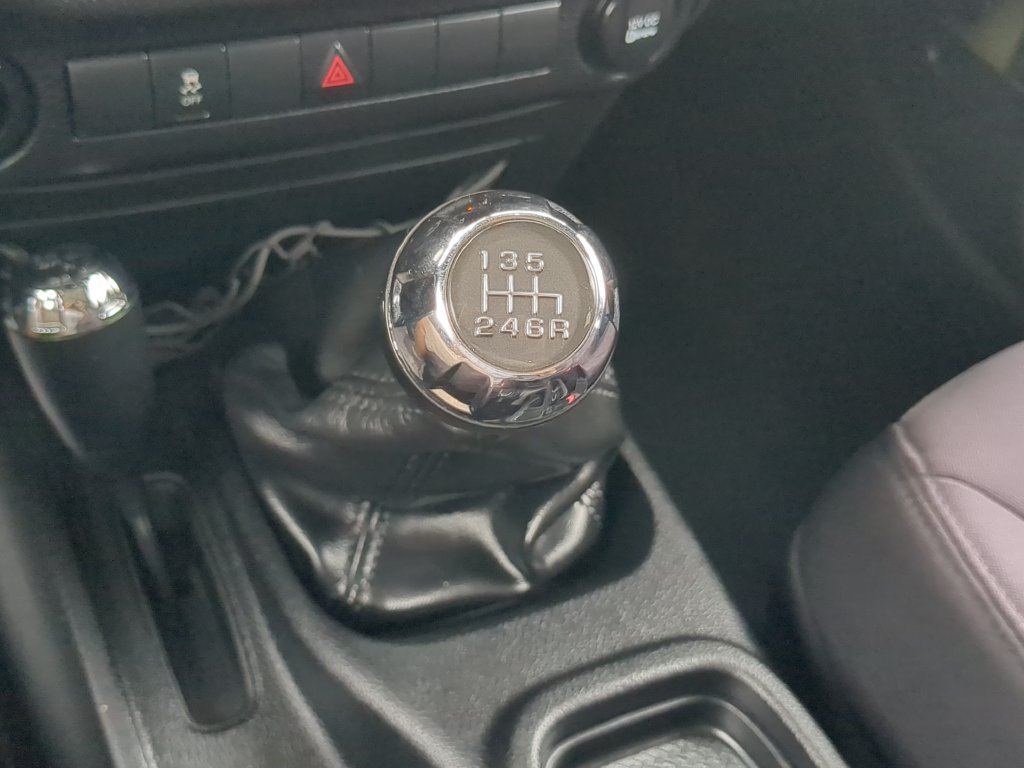 Used 2013 Jeep Wrangler Unlimited Sport AWD/4WD image 26