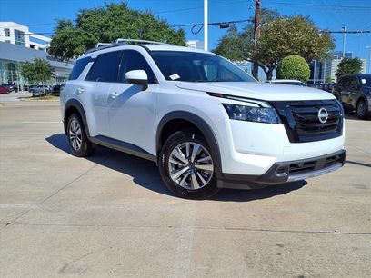 New 2025 Nissan Pathfinder SL