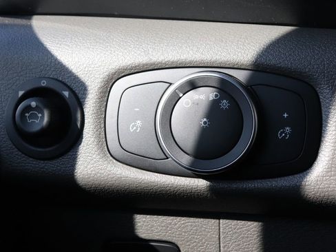 New 2025 Ford Transit 250 Low Roof image 28