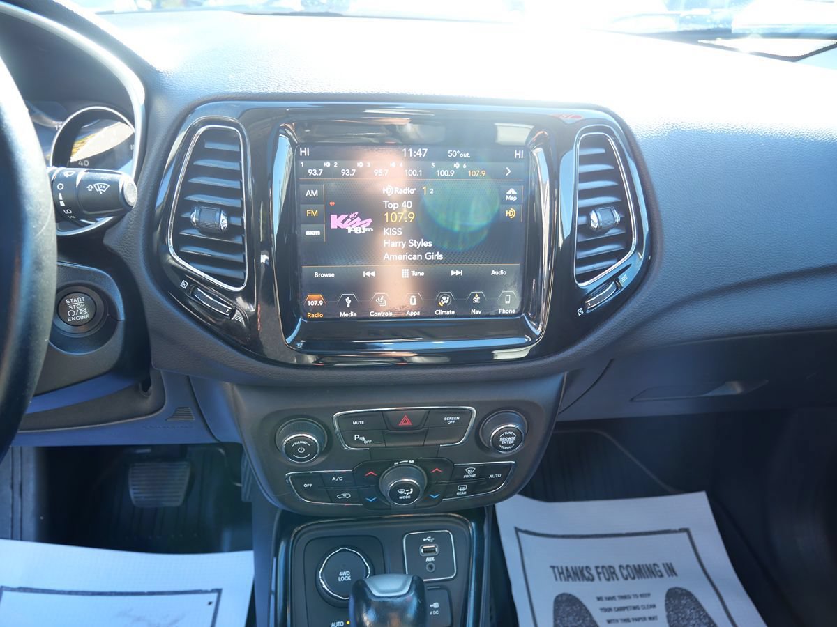 Used 2018 Jeep Compass Limited w/ Navigation Group AWD/4WD image 13