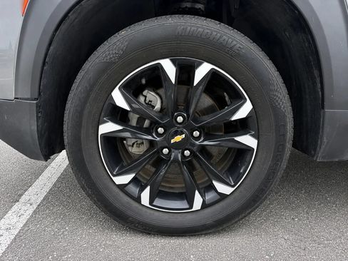 Used 2022 Chevrolet TrailBlazer LT w/ Convenience Package FWD image 10