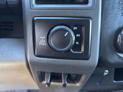 Used 2019 Ford F250 XL w/ Power Equipment Group image 7