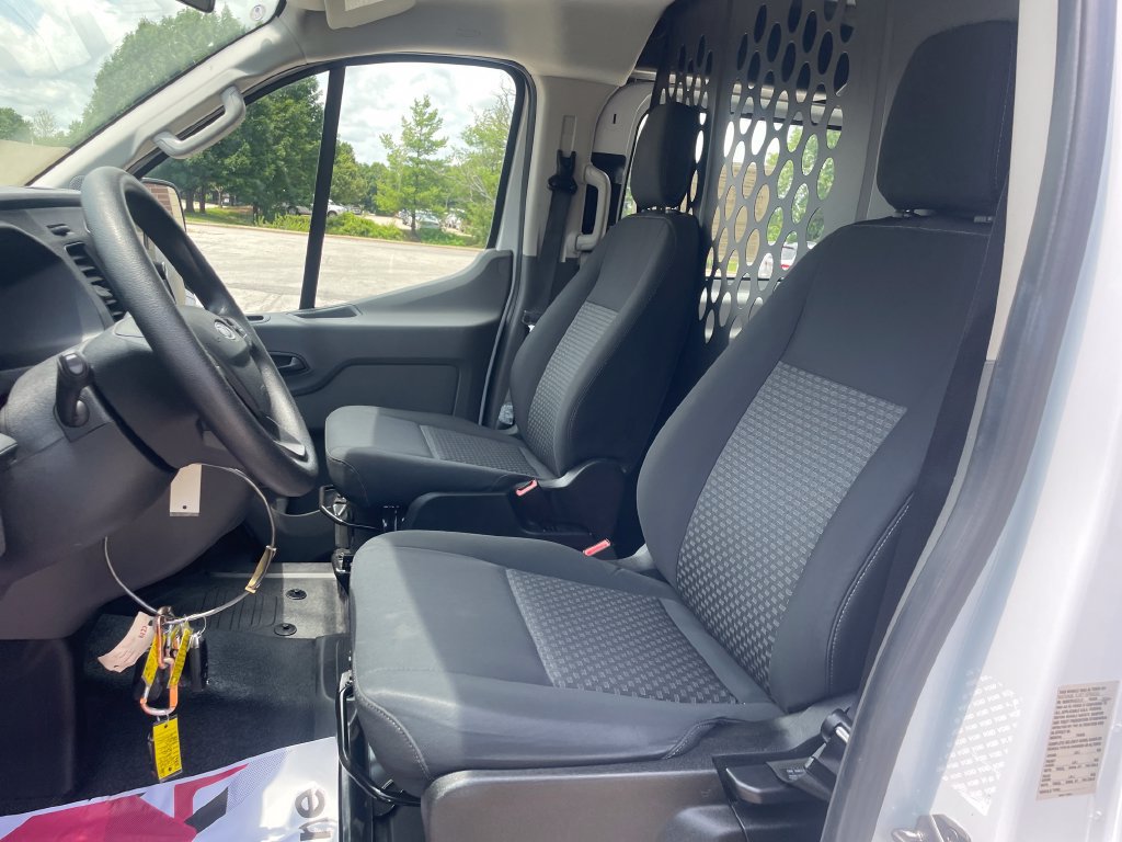 Used 2025 Ford Transit 250 Low Roof w/ Exterior Upgrade Package RWD image 9