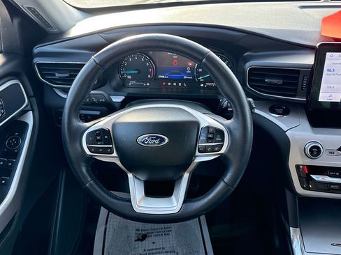 Certified 2023 Ford Explorer XLT w/ Equipment Group 202A image 13