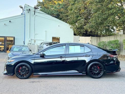 Used 2024 Toyota Camry image 3