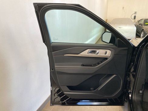 New 2026 Ford Explorer Active w/ Active Comfort Package image 16