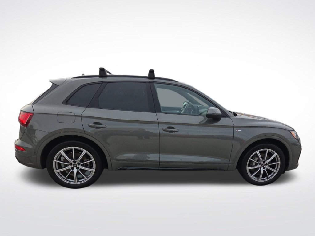 Used 2023 Audi Q5 e Prestige AWD/4WD image 12