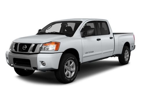 Used 2014 Nissan Titan SV w/ SV Value Truck Package image 4