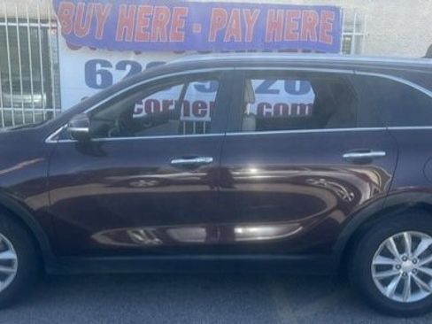 Used 2016 Kia Sorento LX w/ LX Convenience Package FWD image 1