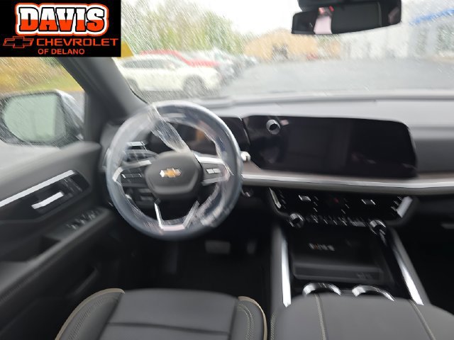 New 2027 Chevrolet Suburban Premier w/ Sun And Tow Package AWD/4WD image 23