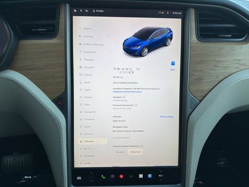 Used 2019 Tesla Model X 100D image 30